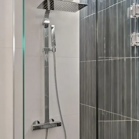 Luxury Design With Local Art