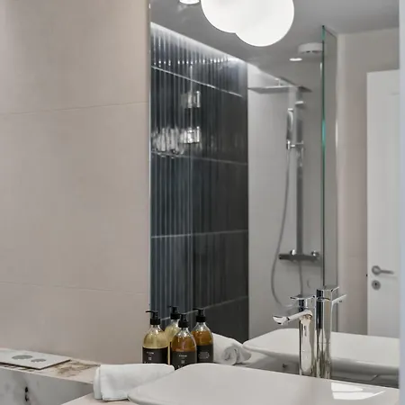 Luxury Design With Local Art Haugesund