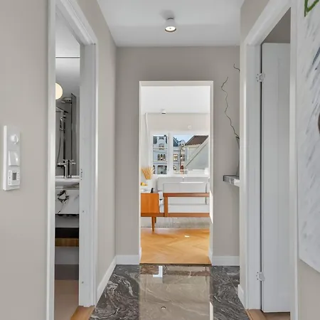 Luxury Design With Local Art *