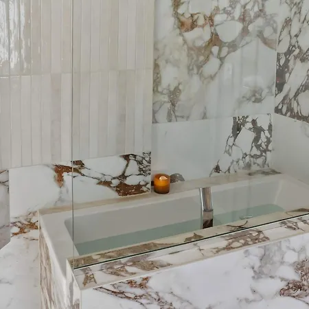 شقة Luxury Design With Local Art